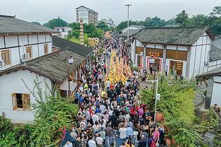 魔术师：恭喜尼克斯交易来阿努诺比/博扬/伯克斯三名强援